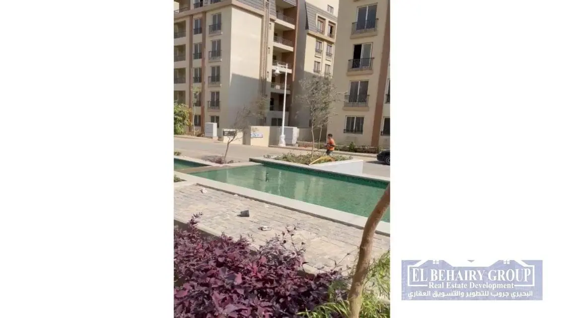 شقة فاخرة مع حدائق خاصة وحارس أمن