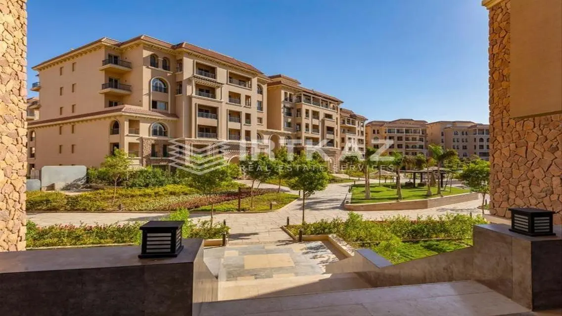 Luxury Villa for Sale with 90 Square Meters in a Prime Location