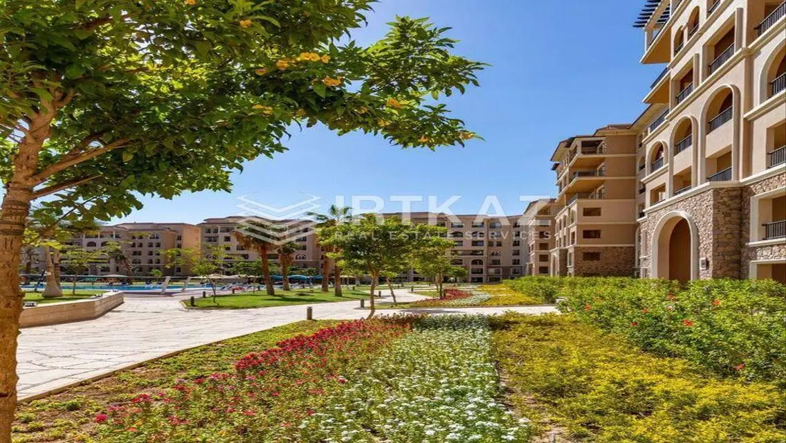 Luxury Villa for Sale with 90 Square Meters in a Prime Location