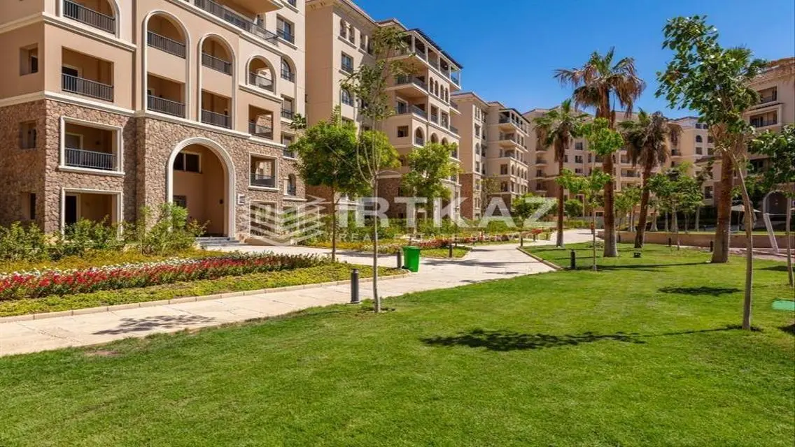 Luxury Villa for Sale with 90 Square Meters in a Prime Location