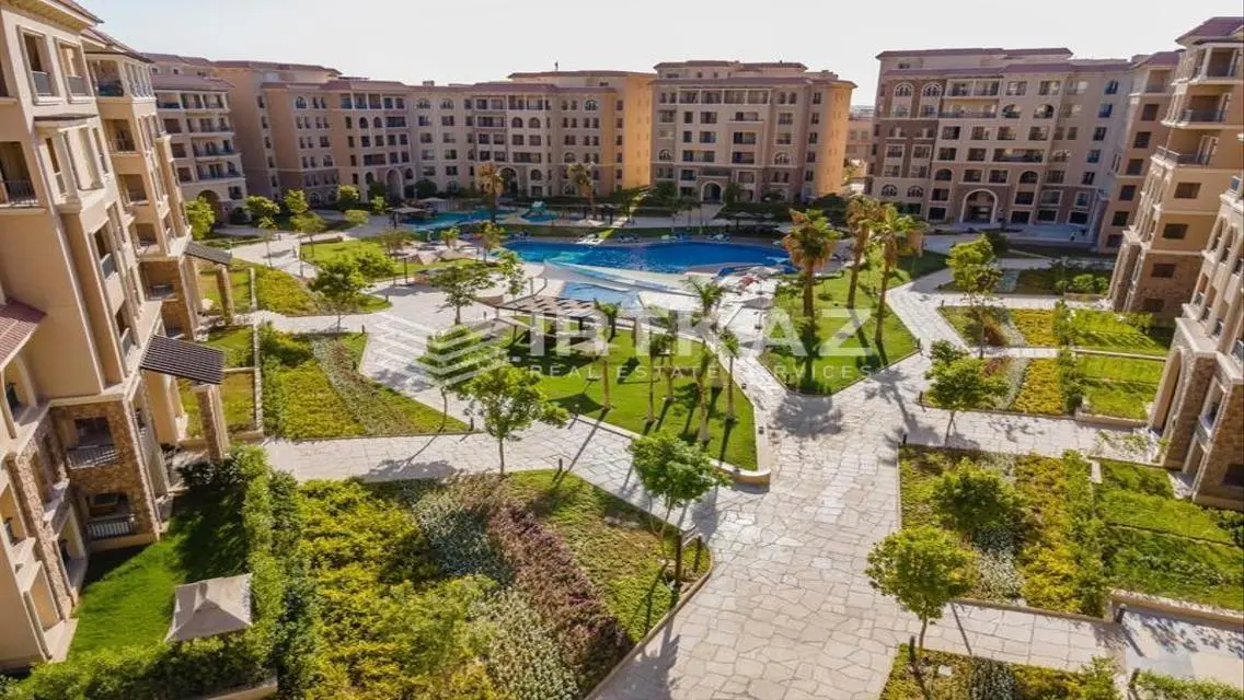 Luxury Villa for Sale with 90 Square Meters in a Prime Location