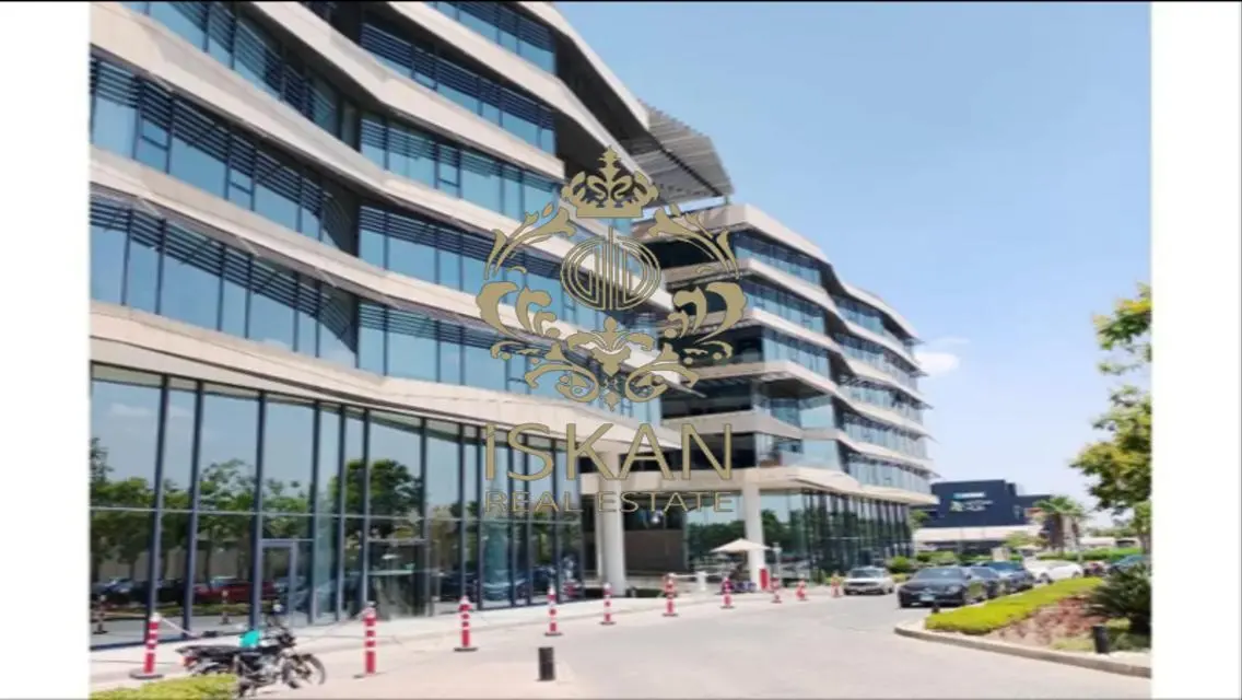 For rent, a 260m office, fully finished with A/C