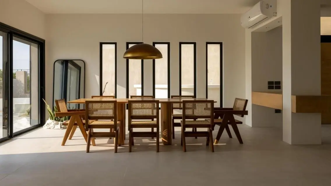 High End Finishing-Fabulous View-Corner House