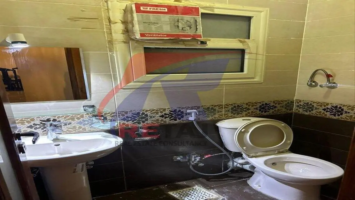 شقة مفروشة للايجار 215م اللوتس الجنوبية