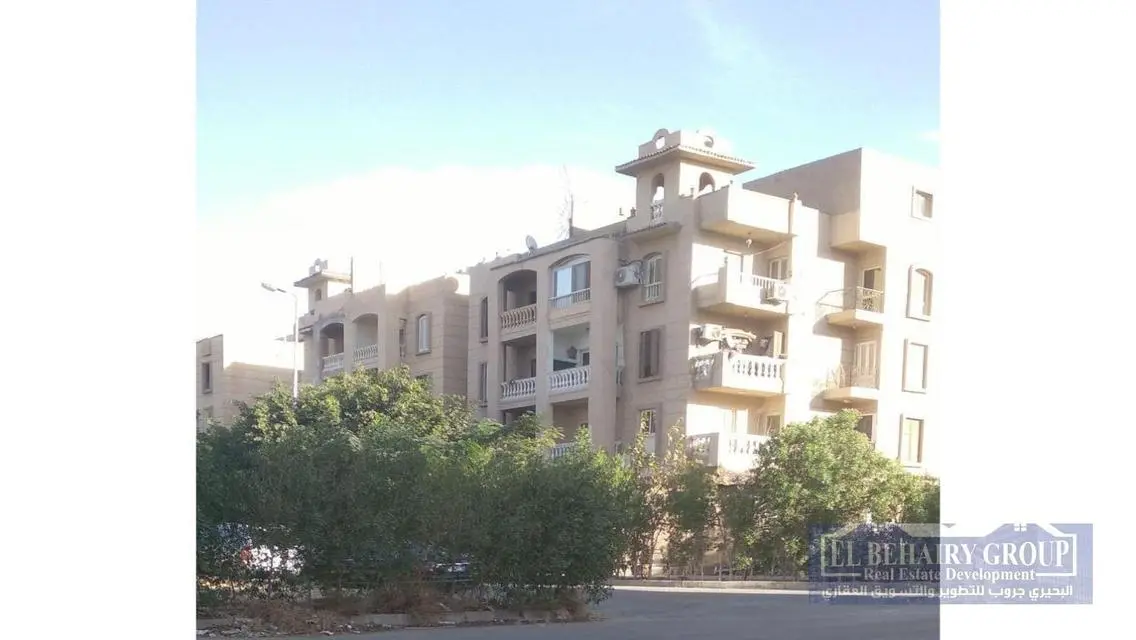 شقة للبيع  بالمستثمرين الشماليه كمبوند درة القاهرة