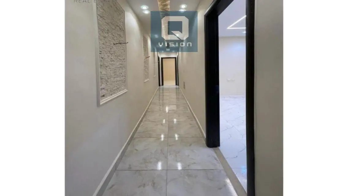 Apartment for sale in Al hadaba Al wosta.