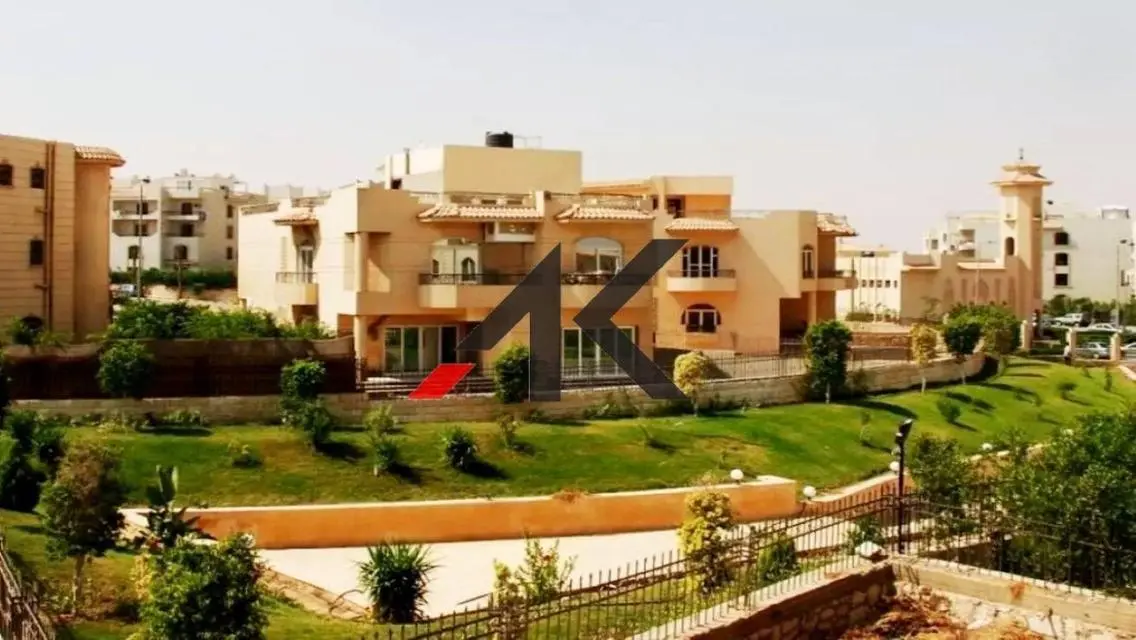 بموقع مميز فيلا 630 متر للبيع في ريحانة