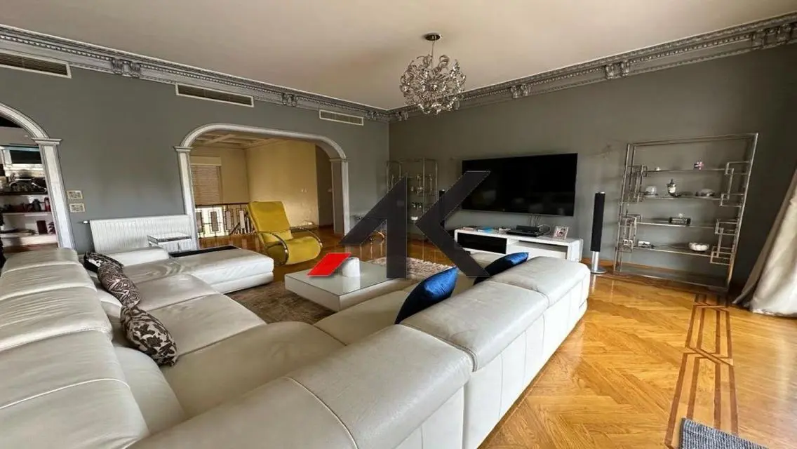 Luxurious Apartment with Spacious Amenities