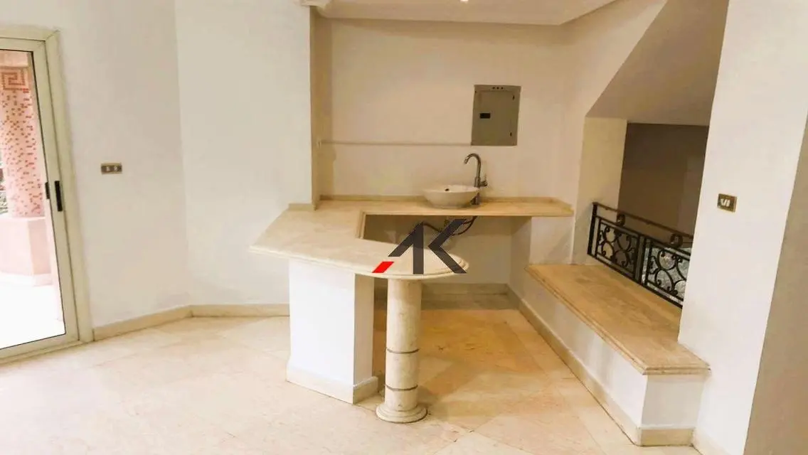 Luxury Villa for Sale with Private Garden and Pool