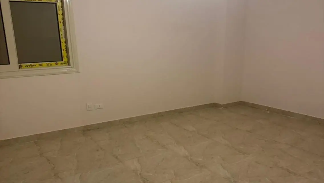 شقة مميزة للإيجار بمساحة 200 متر