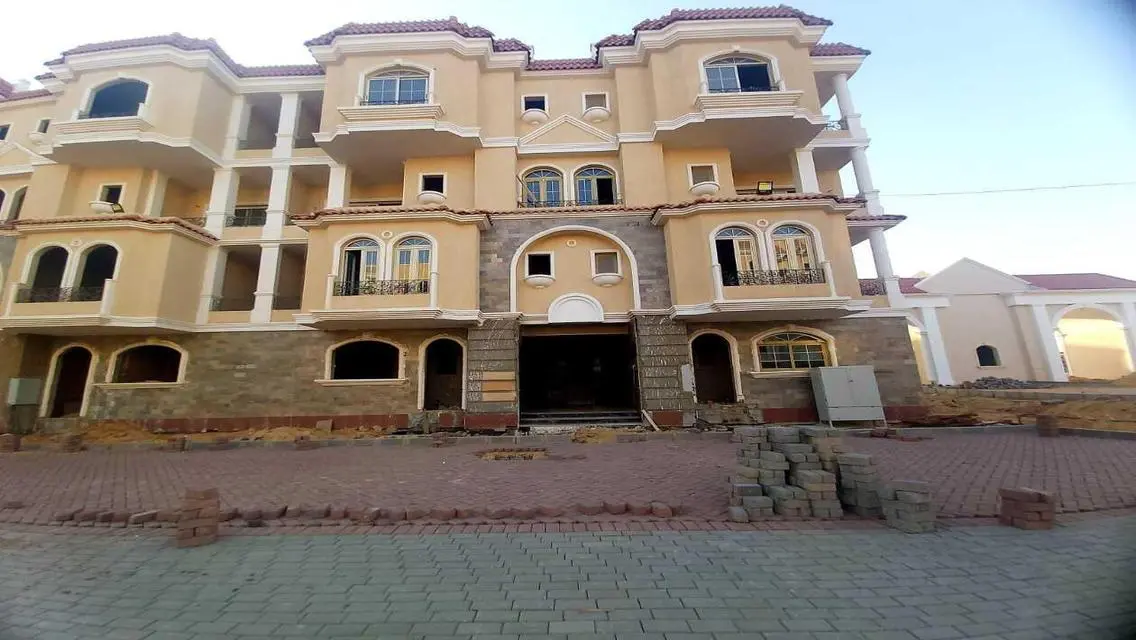 Luxury Villa with Private Garden and Pool