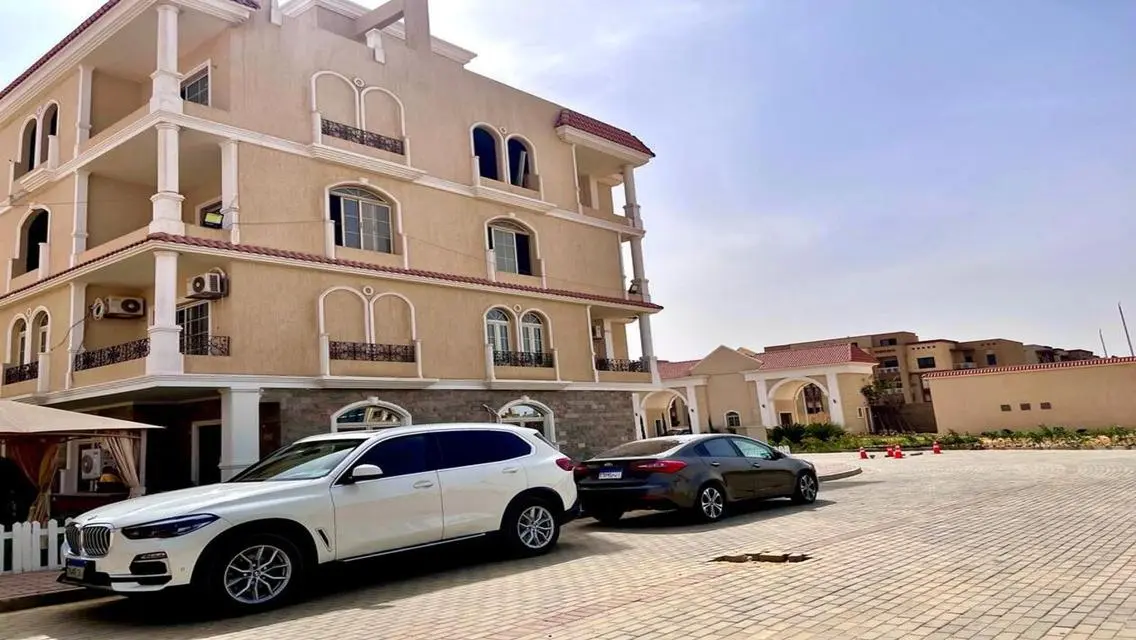 Luxury Villa with Private Garden and Pool