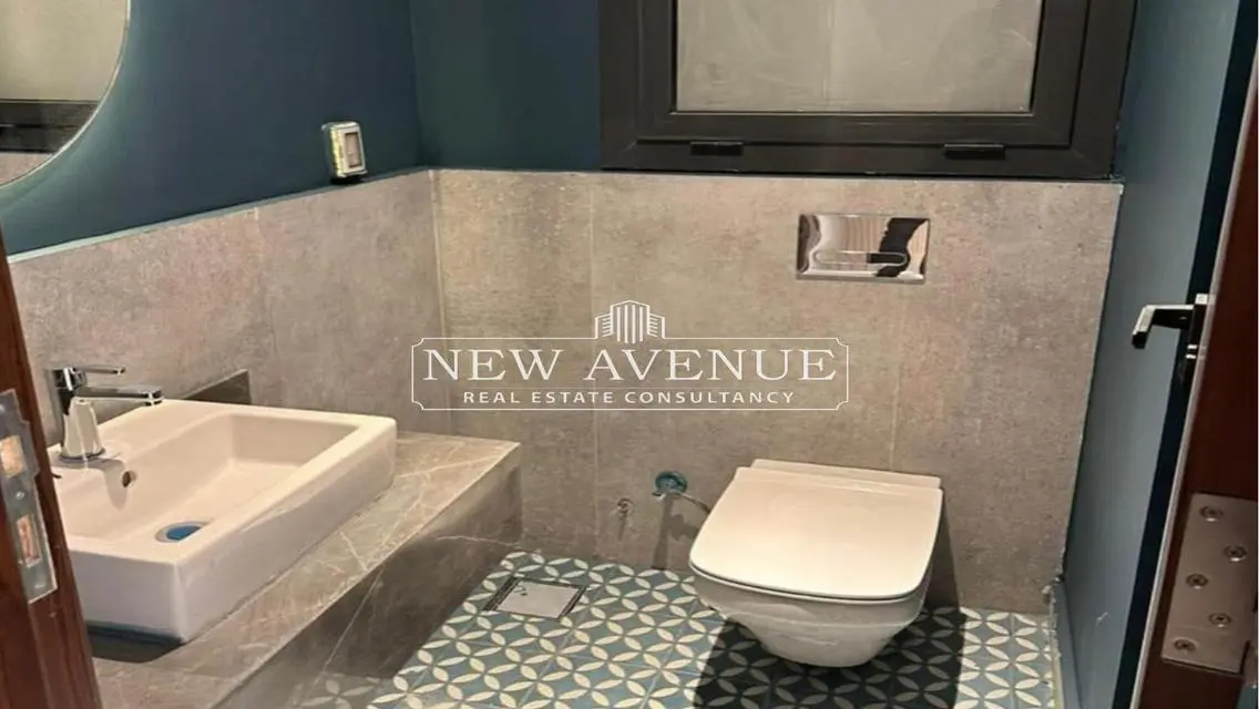 Luxurious House with Ample Space and Various Amenities