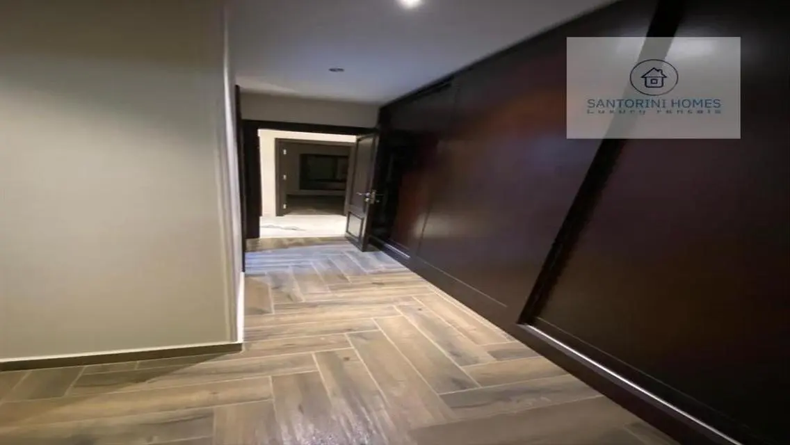 Semi furnished Apartment for rent in Eastown