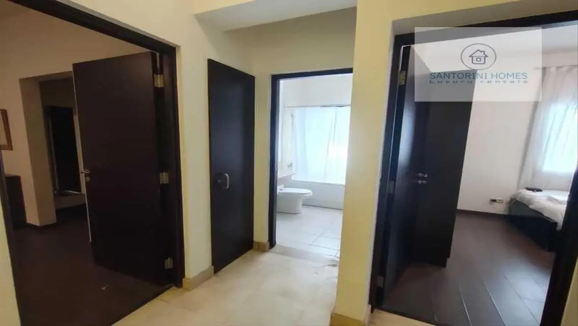 Luxury Santorini Apartment for Rent