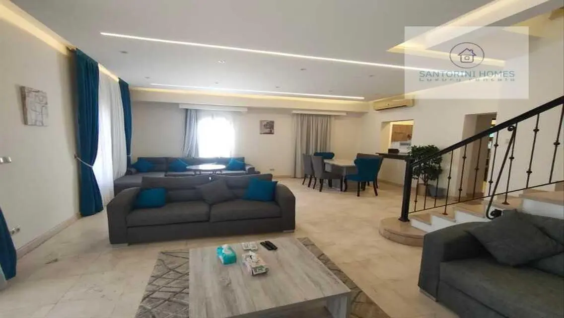 Luxury Santorini Apartment for Rent