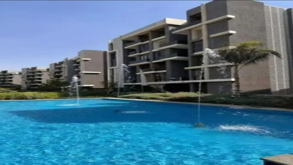 فيلا فاخرة في صن كابيتال للبيع
