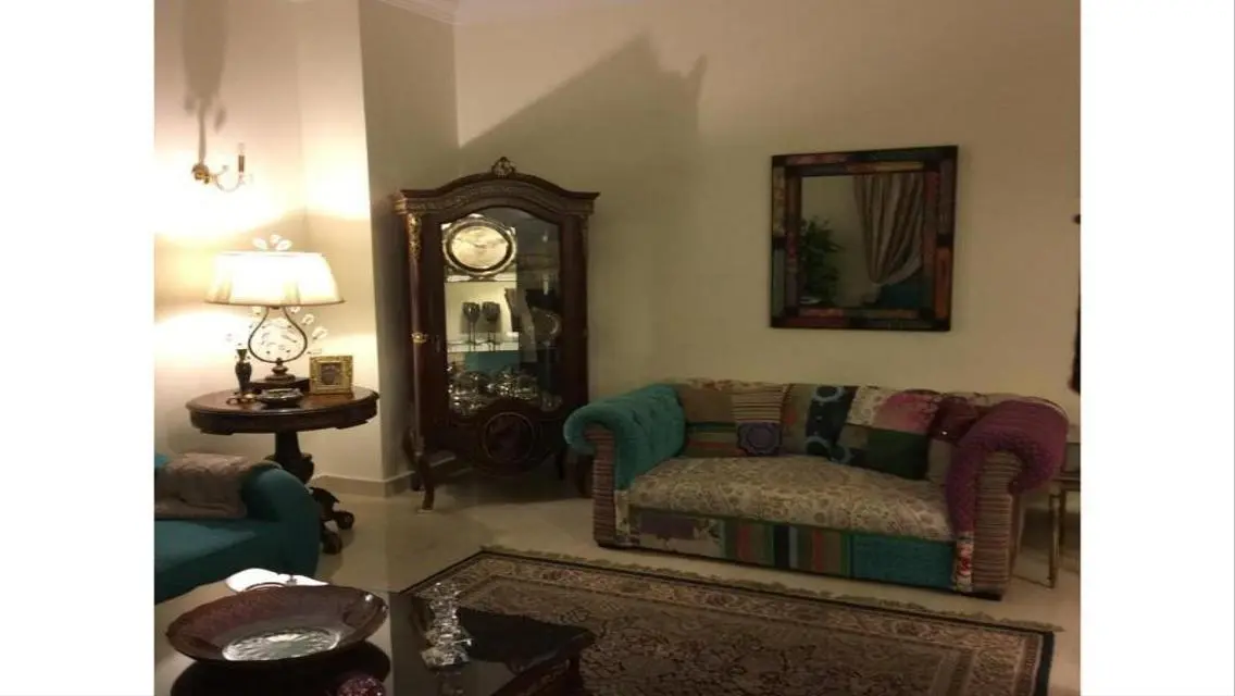 Luxurious Furnished Apartment for Rent in Beverly Hills Mall Area