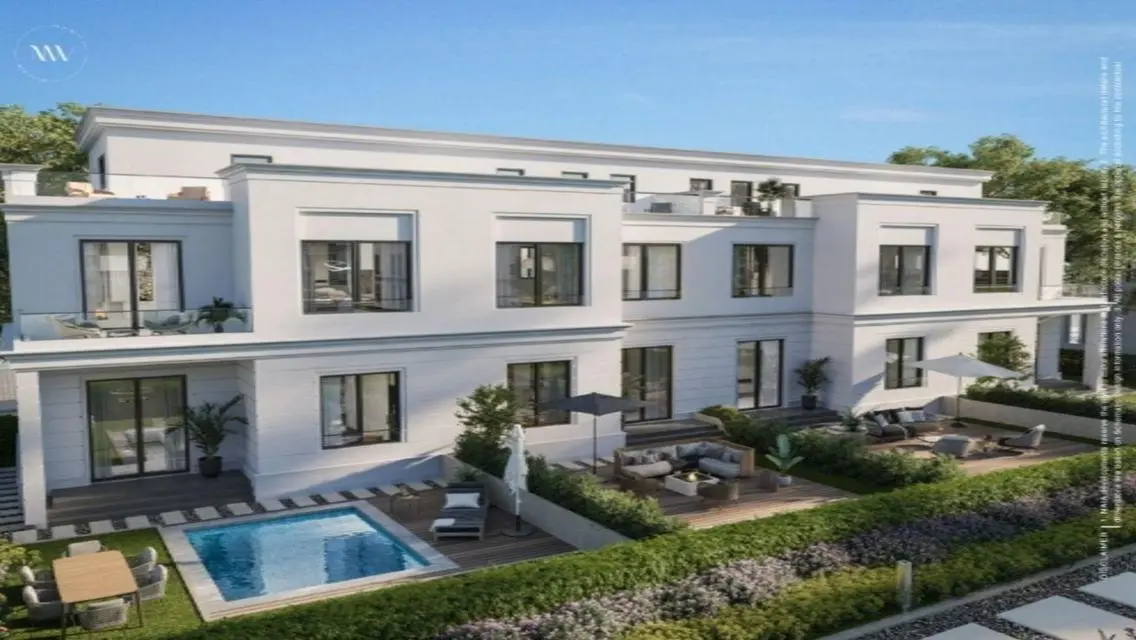 Luxury Villa with Spacious Grounds, Private Garden & Pool in Elite Neighborhood