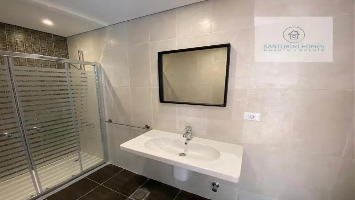 Luxury Apartment for Rent in Santorini