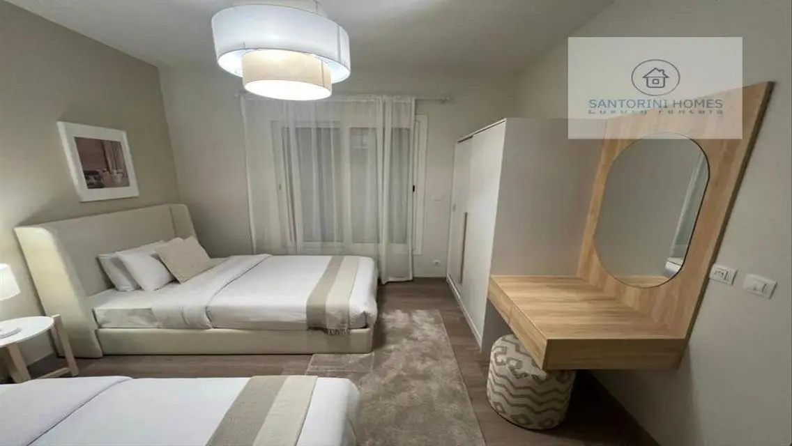 Luxury Living in Santorini: 220 sqm Apartment for Rent