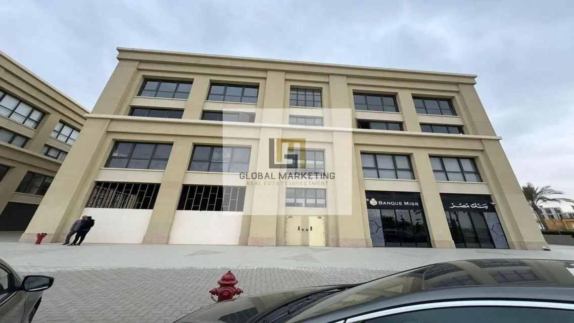عقار مميز للإيجار بمساحة 136 متر