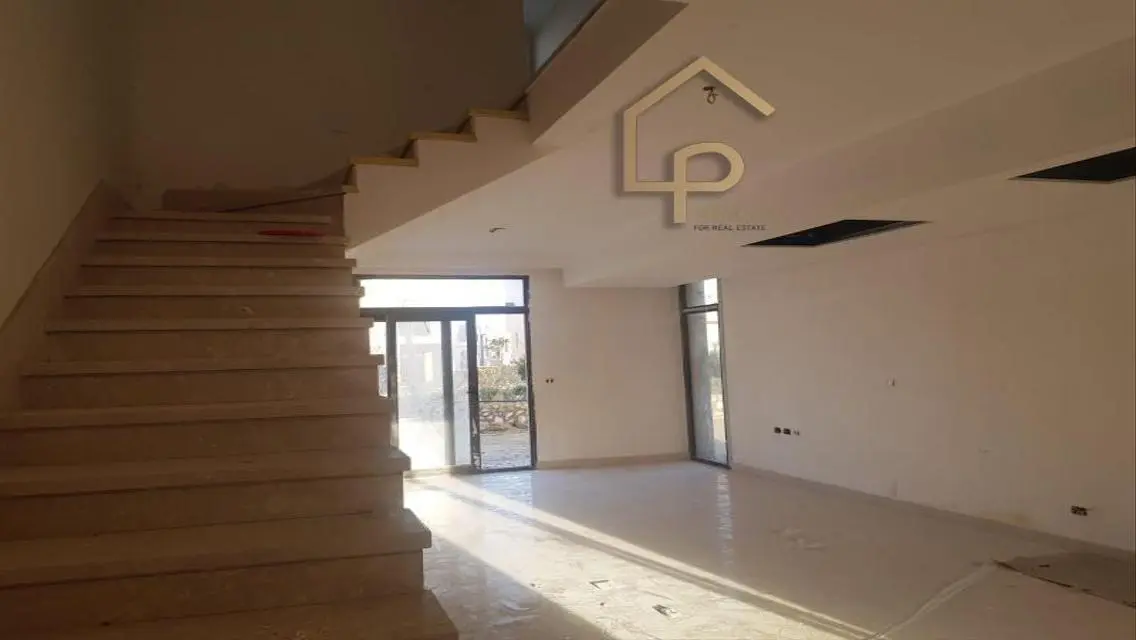 Luxurious Apartment for Sale in O-West