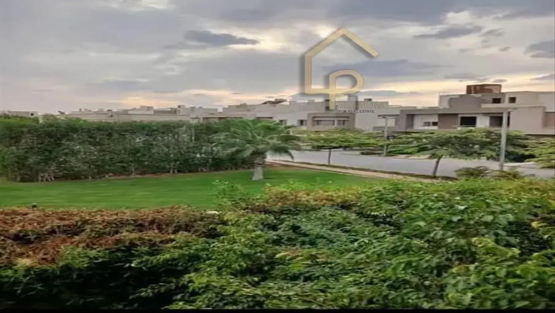Townhouse for sale at Golf Extension Palm hills