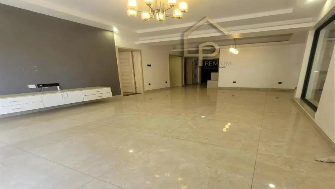 Townhouse for sale at Golf Extension Palm hills