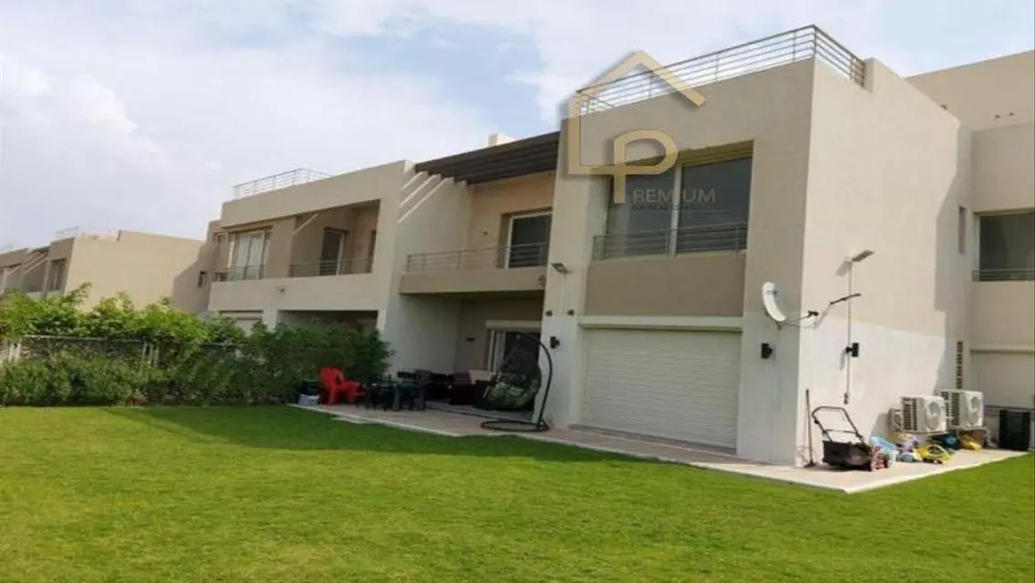 Townhouse for sale at Golf Extension Palm hills