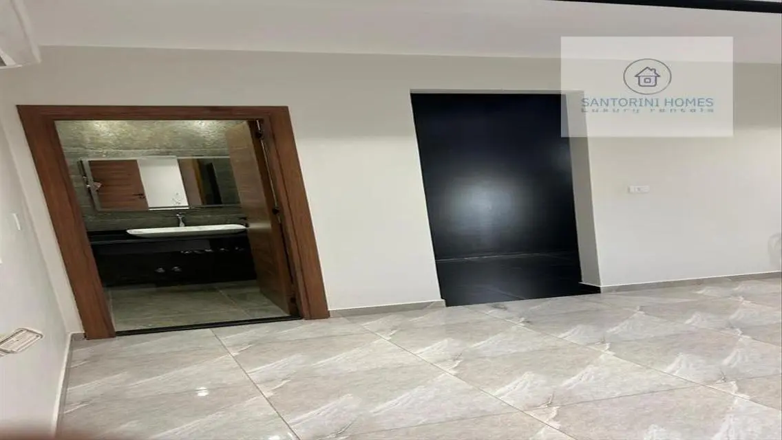 Luxury Apartment for Rent in Santorini