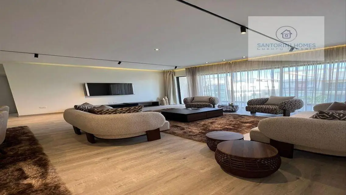 Luxury Apartment for Rent in Santorini
