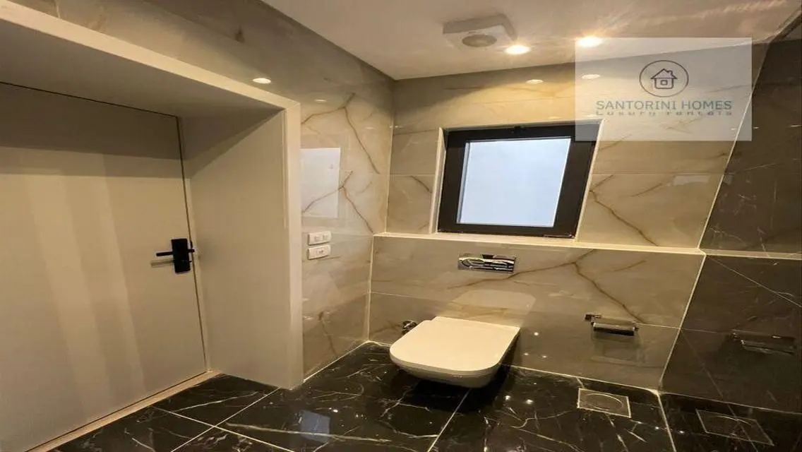 Luxury Apartment for Rent in Santorini