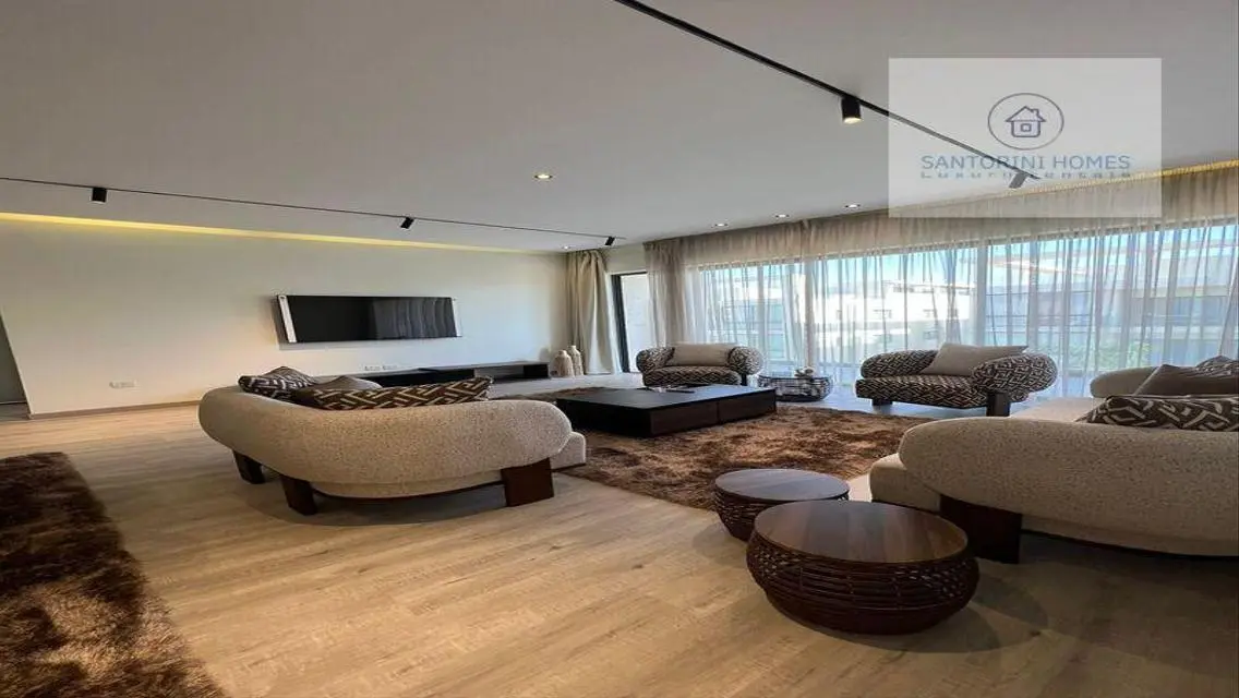 Luxury Apartment for Rent in Santorini