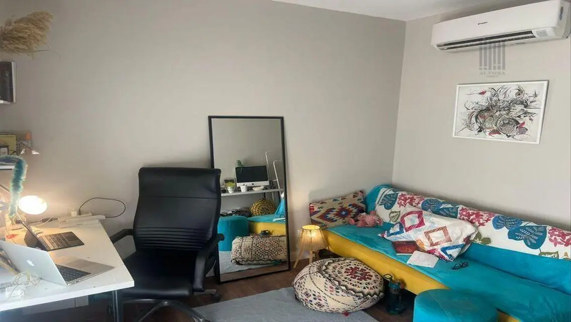 Roof for rent at a very special price in Owest,