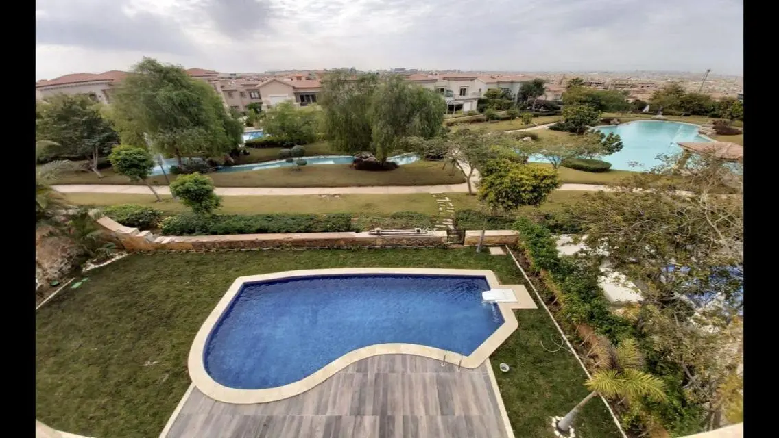 Villa for rent semi furnished Lake View Compound