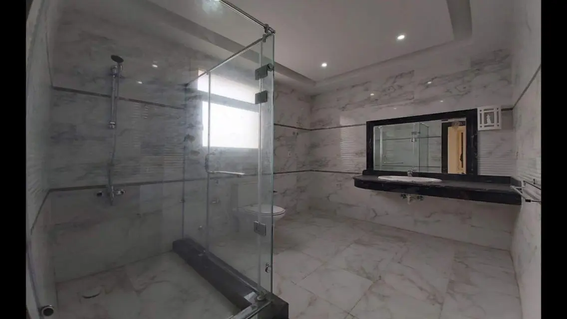 Villa for rent semi furnished Lake View Compound