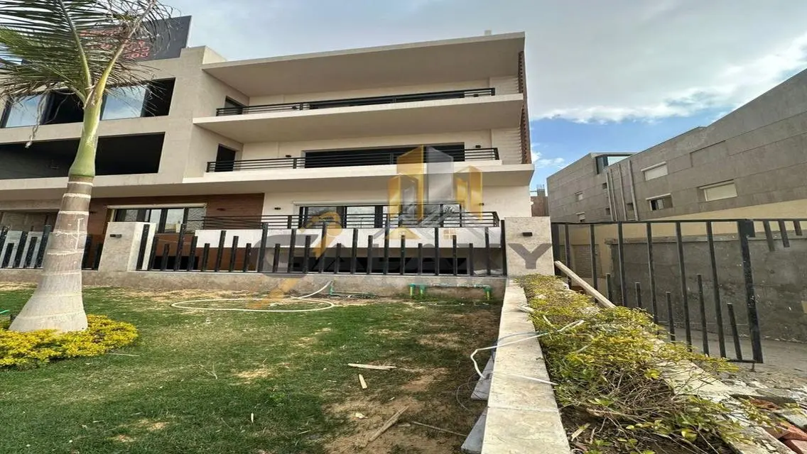 Luxury Villa for Sale in Kud Rio