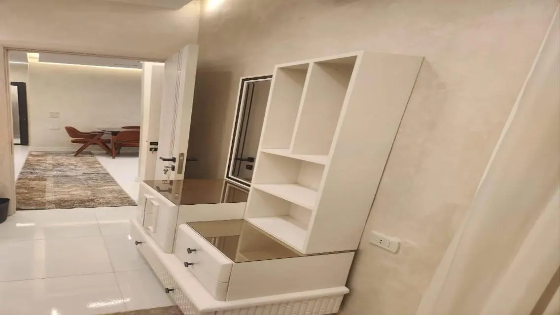 Luxury Apartment for Rent - 6 Rooms