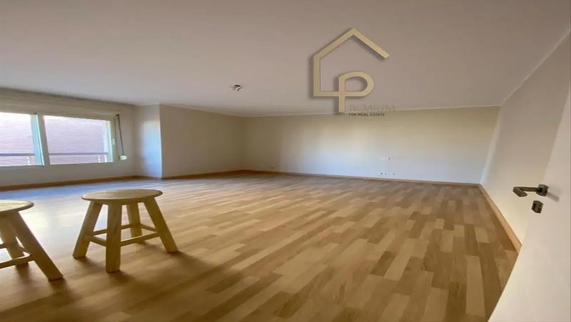 Luxury Apartment in New Giza Compound