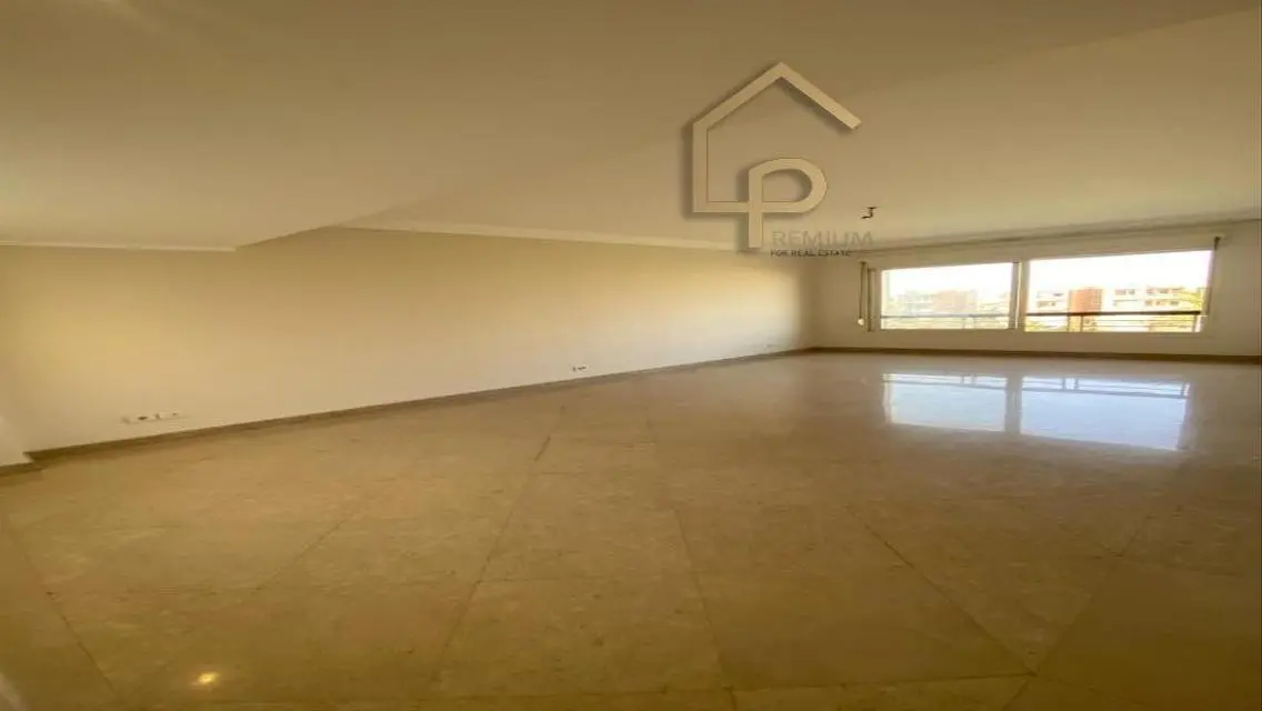 Luxury Apartment in New Giza Compound