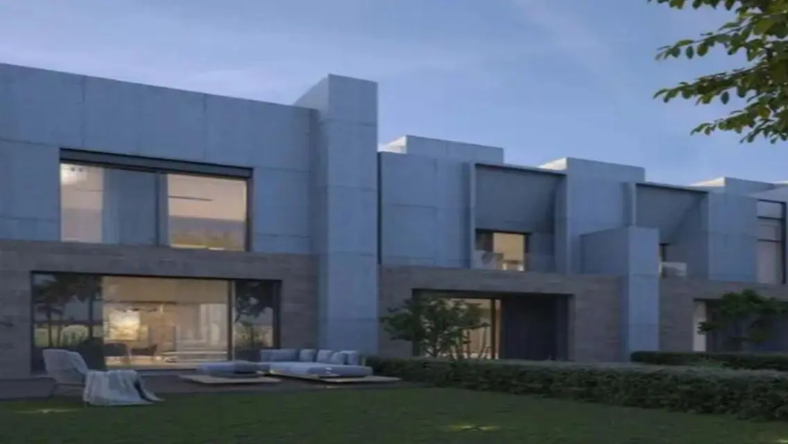 Villa in Sheikh Zayed near Beverly Hills &amp; Solana.