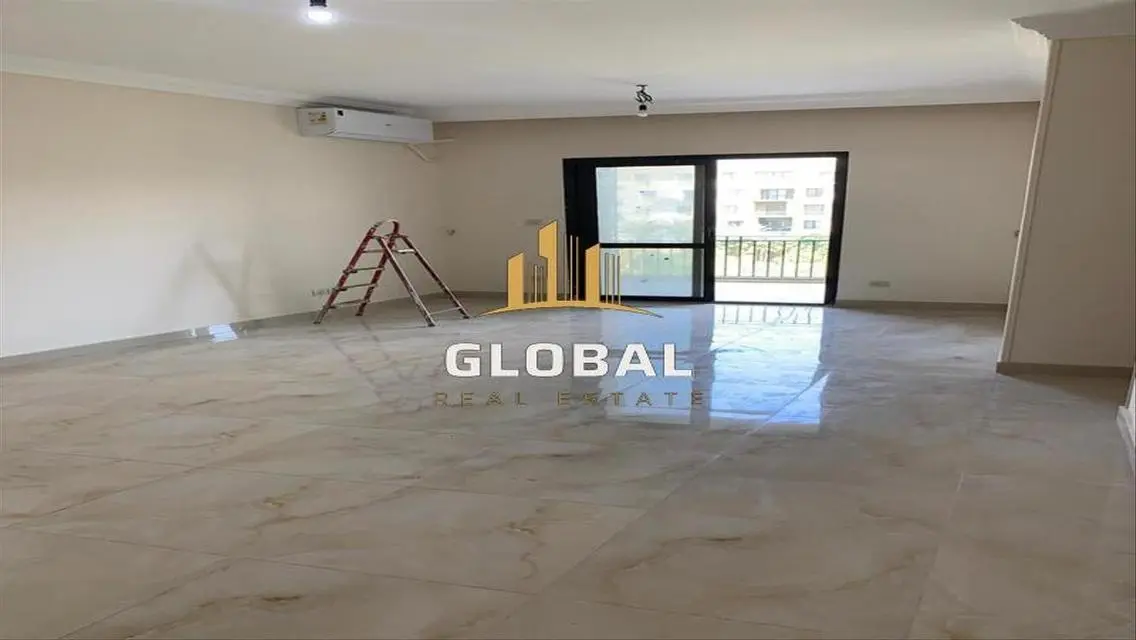 semi furnished Apartment 1st use View central park