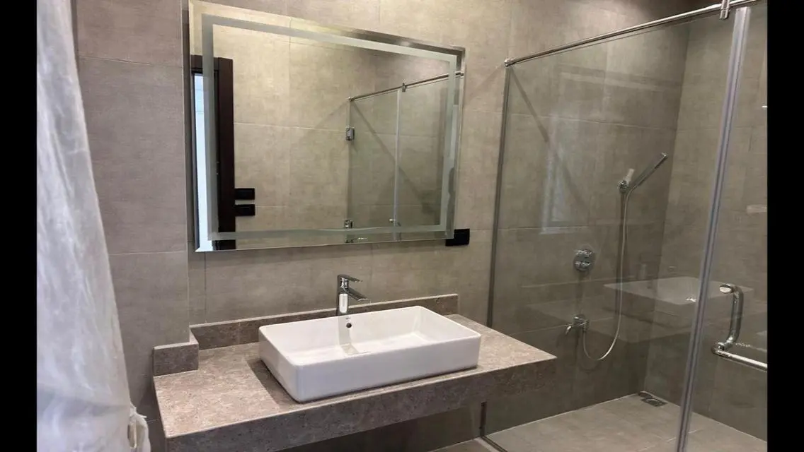 Luxury Apartment with Spacious Private Pool and Garden