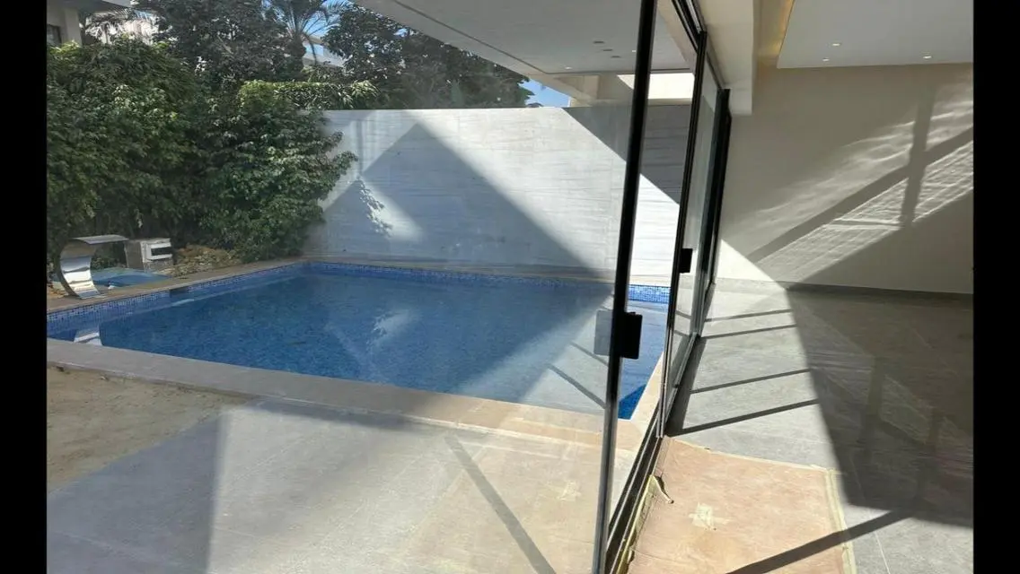 Luxury Apartment with Spacious Private Pool and Garden