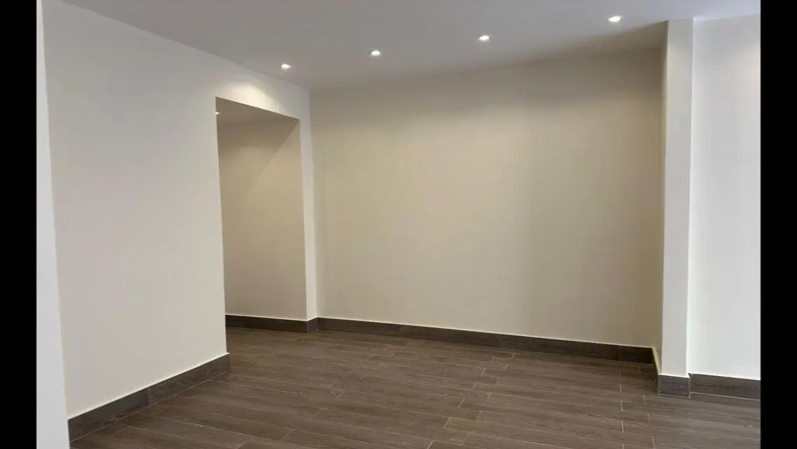 Luxury Apartment with Spacious Private Pool and Garden