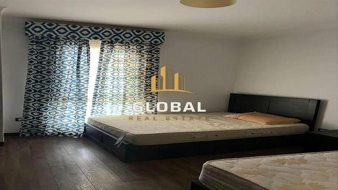 fully furnished Triplex1st use+ Nanny+Laundry room