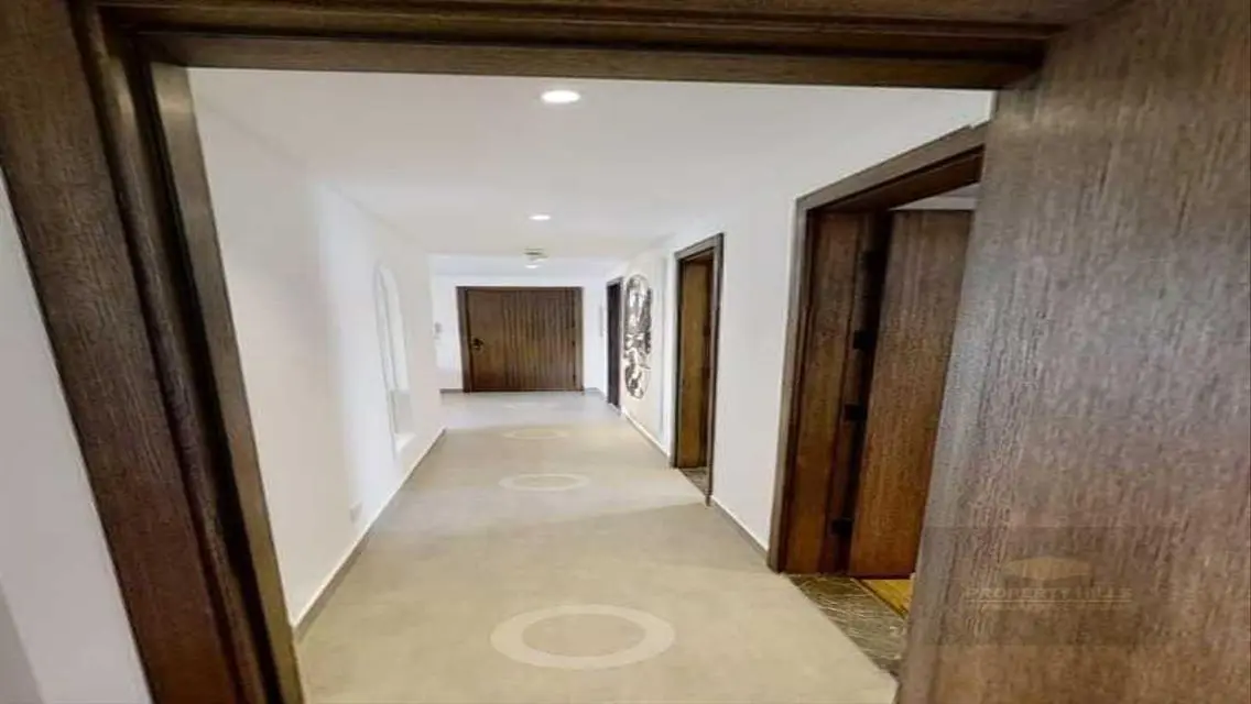 Luxury Apartment for Sale on 740 Square Meters in Prime Location