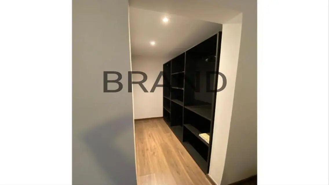 Luxury Apartment with Multiple Amenities
