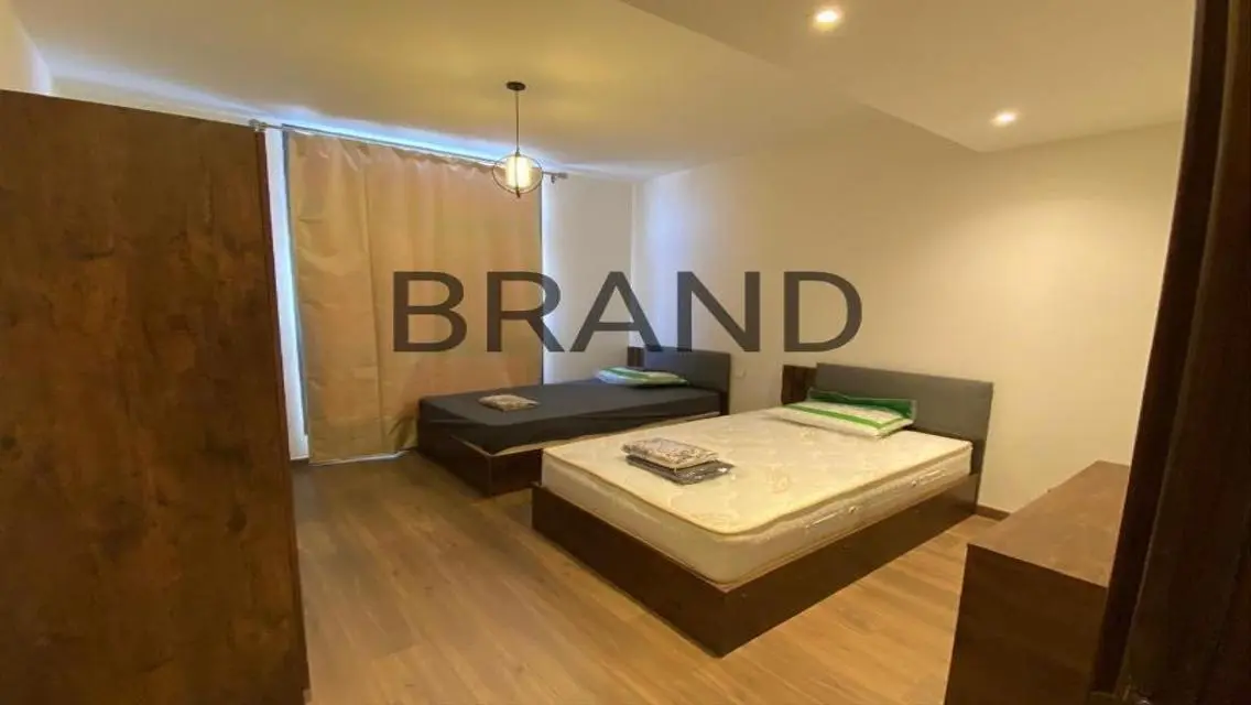 Luxury Apartment with Multiple Amenities